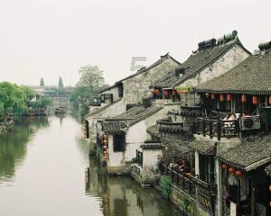 逃离潮湿的房屋